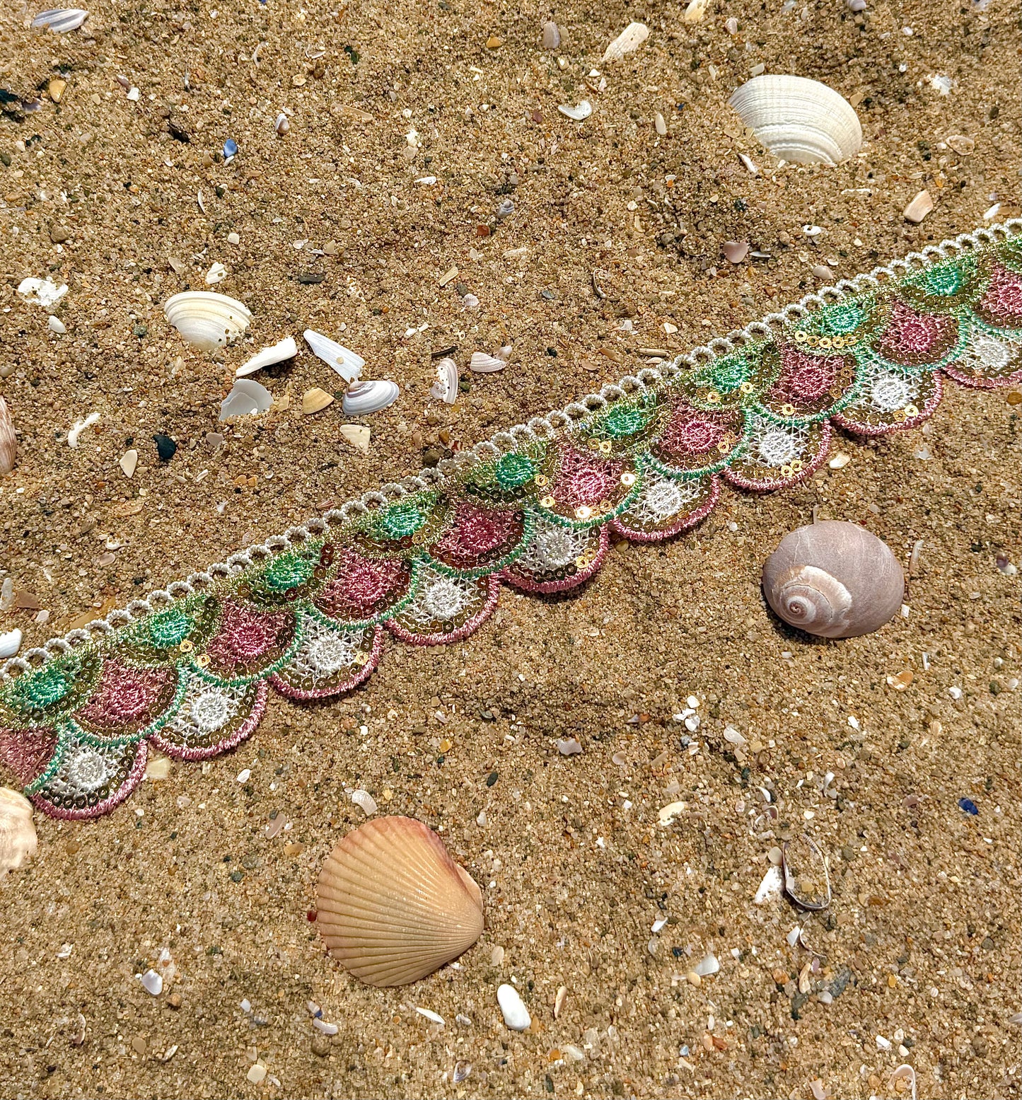 Mermaid queen choker