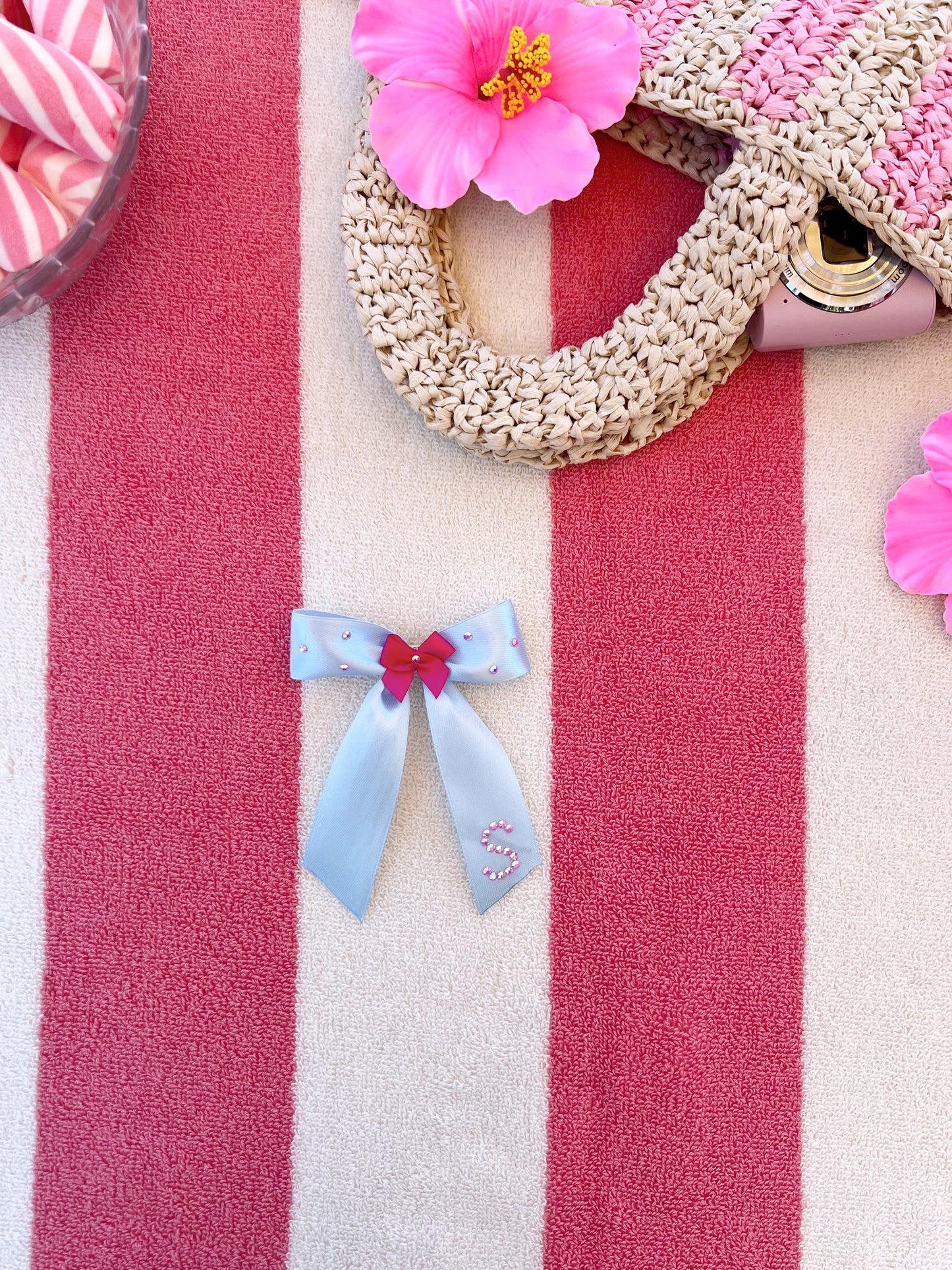 The dream house initial bow