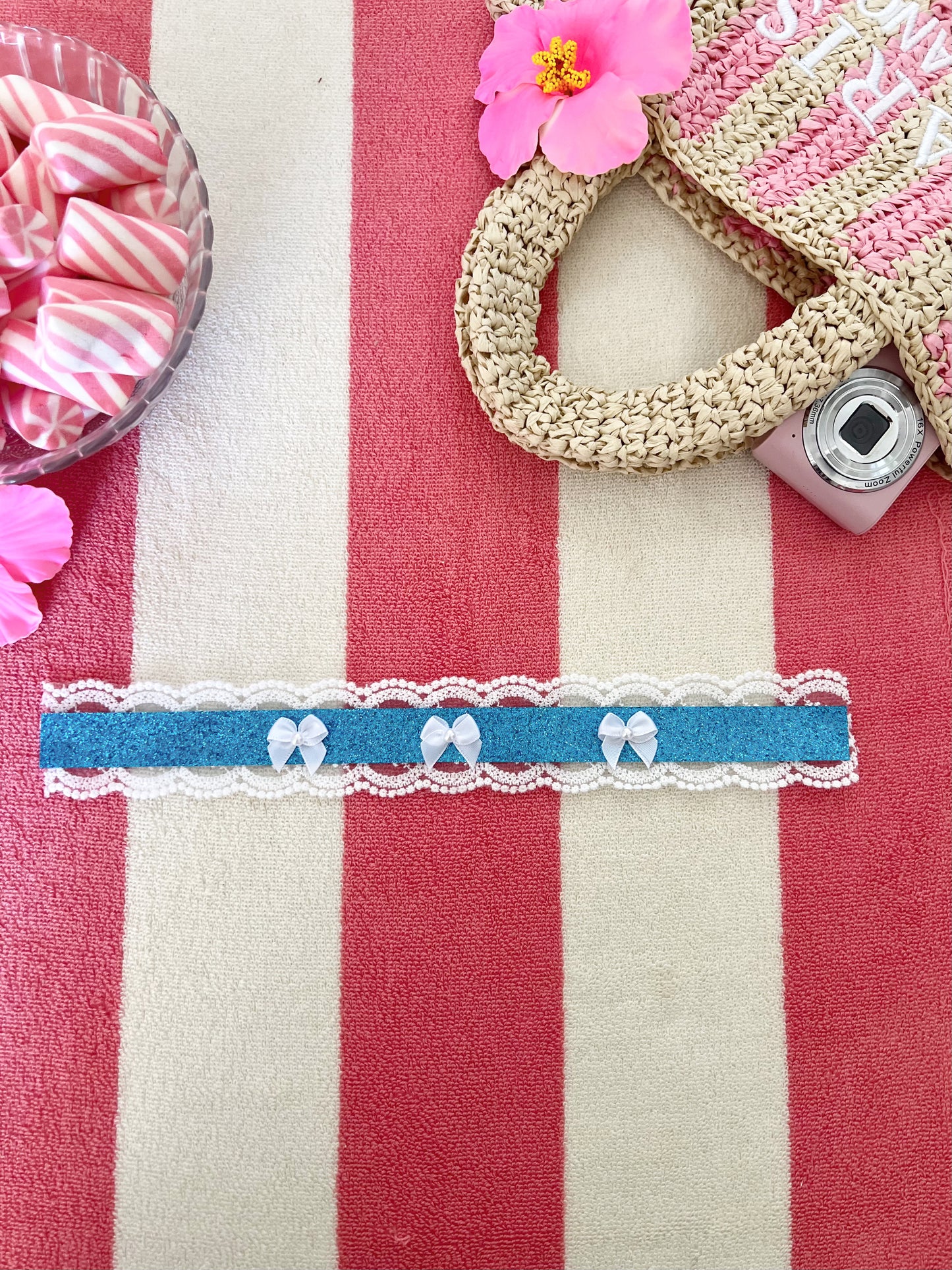 The poolside babe glitter choker