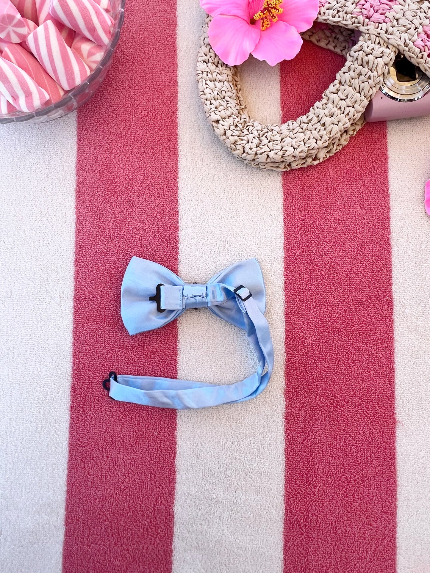 The anchor bow tie