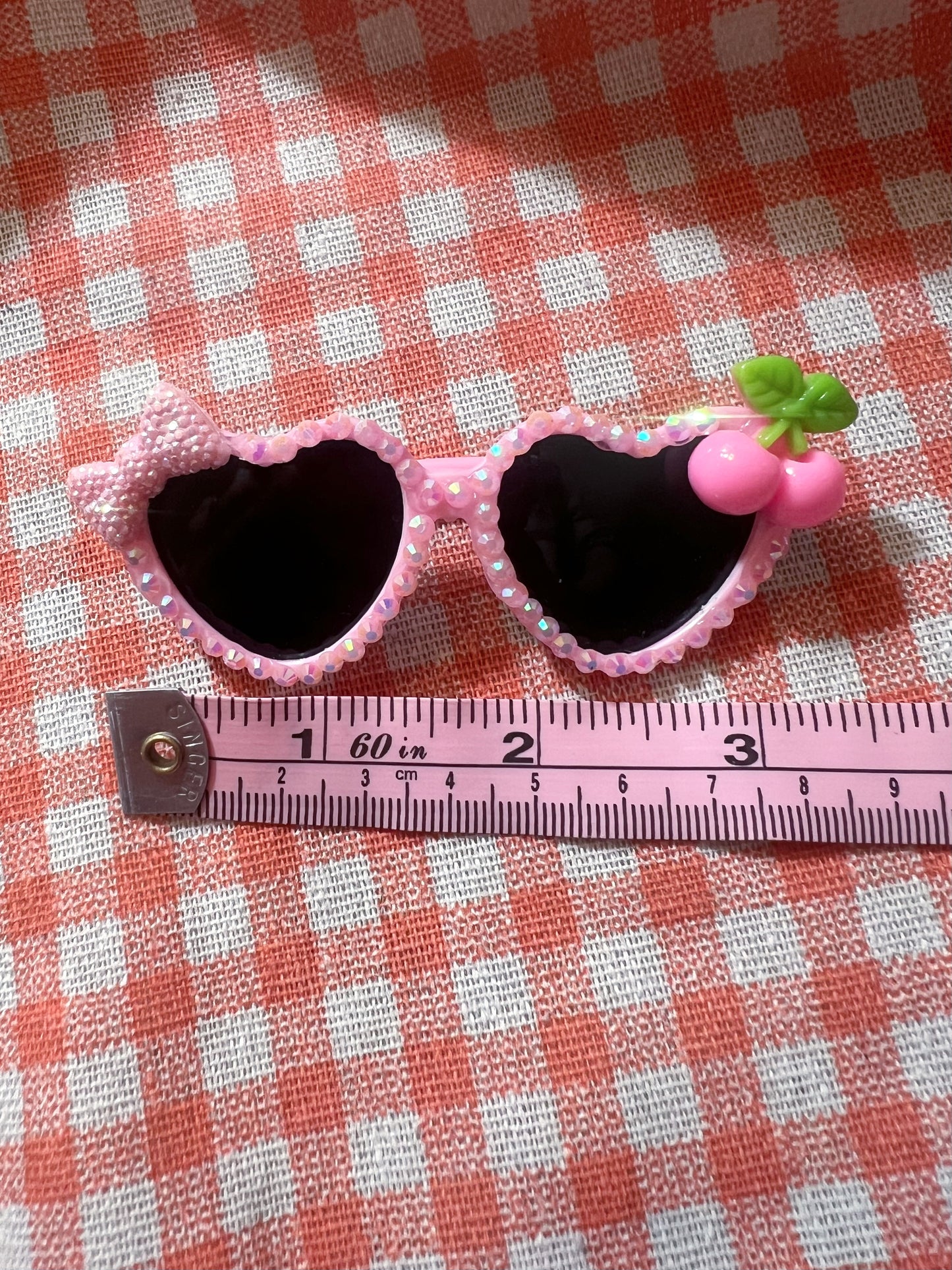 The pink cherry sugar sunglasses