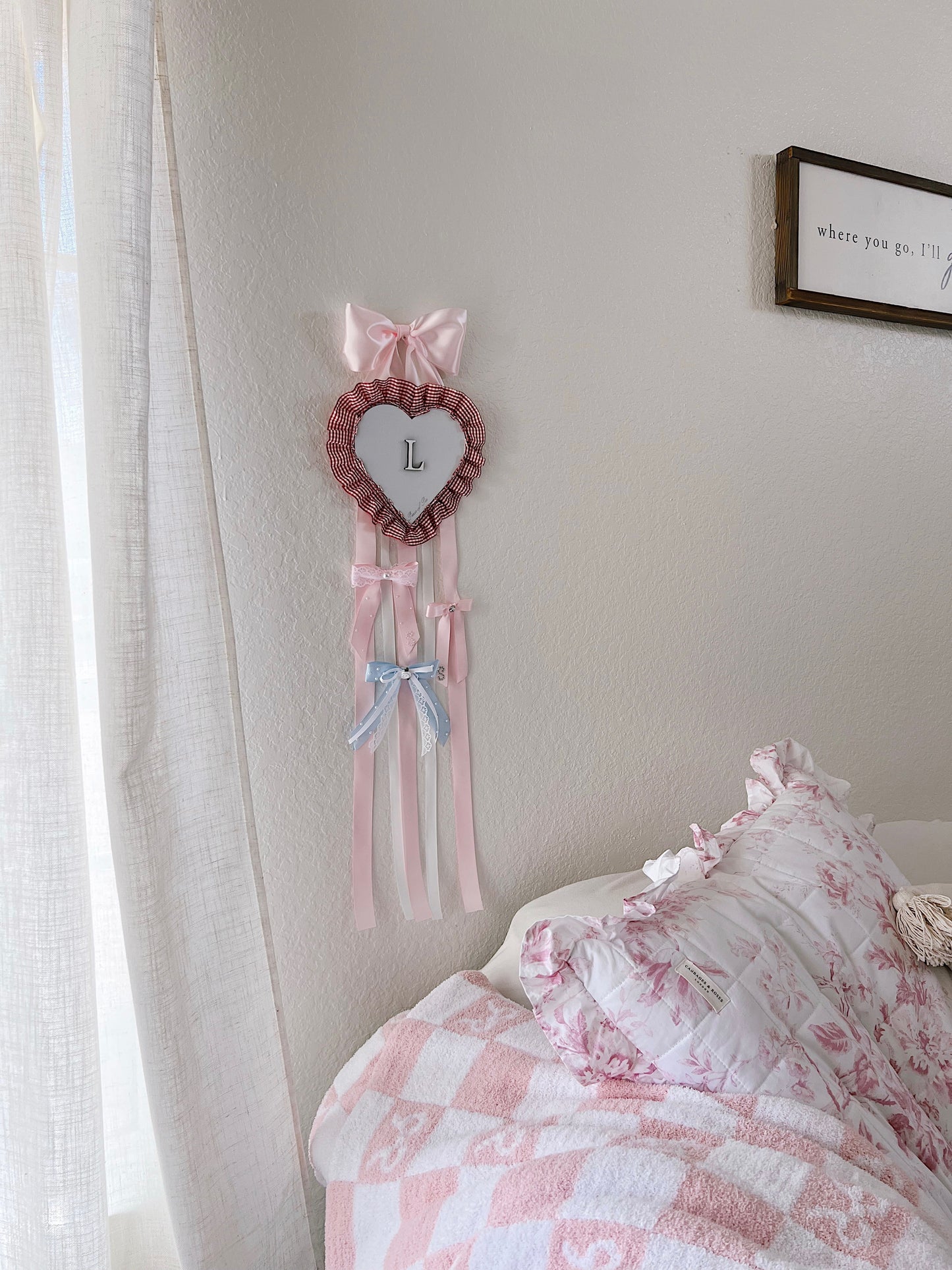 The Ruffle Heart Bow Holder (Customizable)
