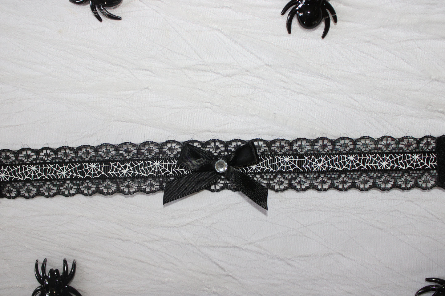 Ghoul next door choker