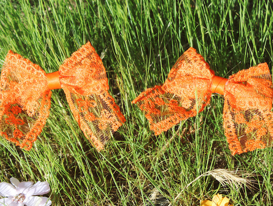Wild child lace bow