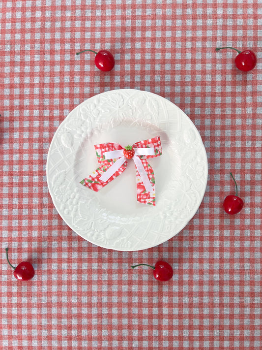 The strawberry fields short bow