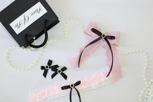Uptown gal choker