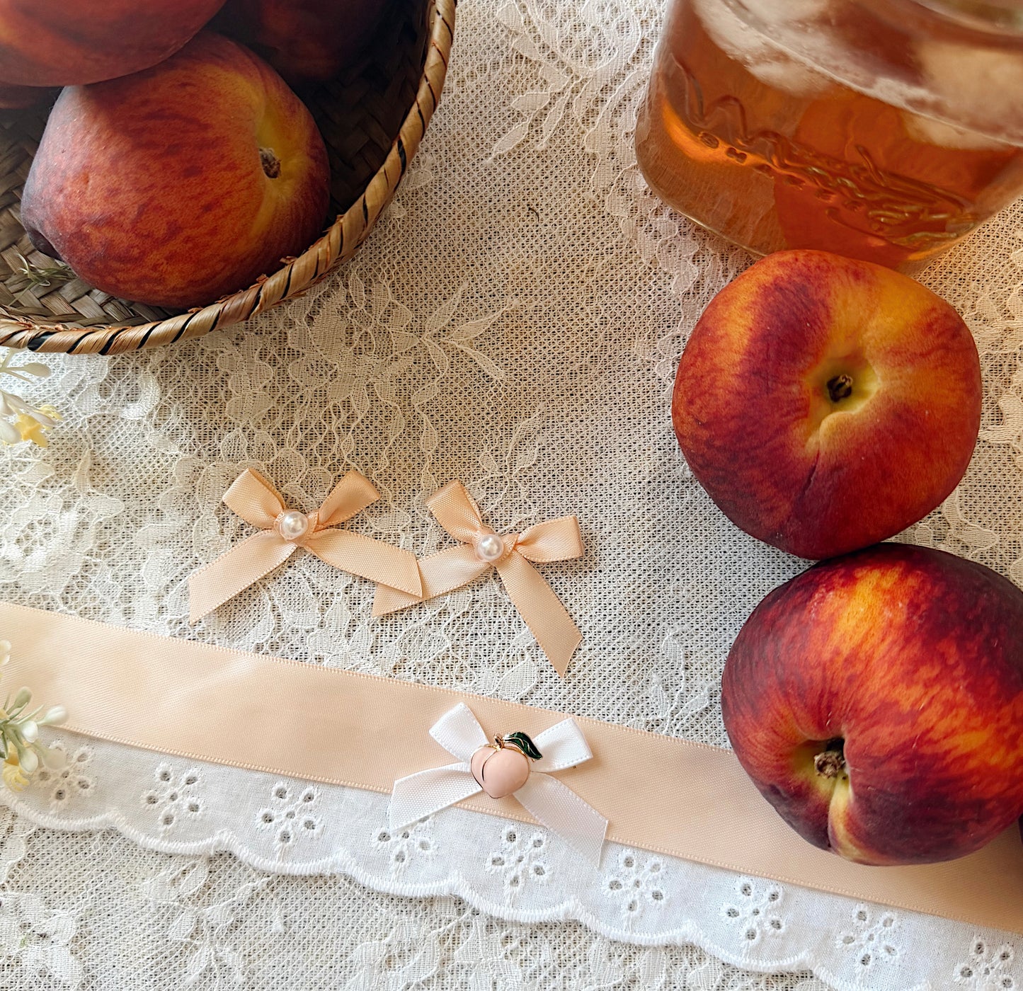 Peach tea twin bows