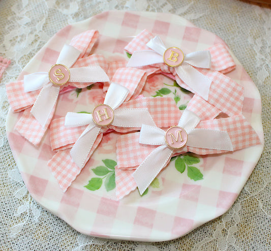 Miss thang initial bow