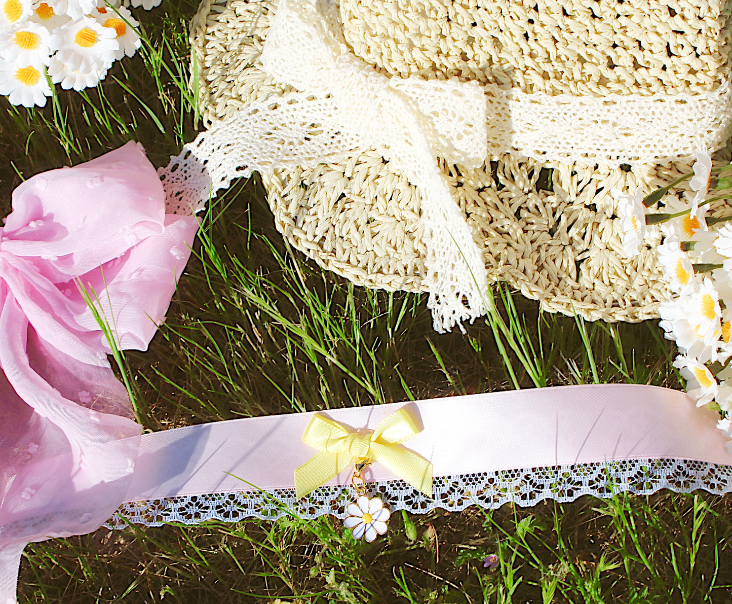 Daisy darling pink choker