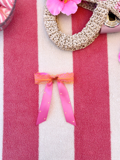 The tropic flamingo bow