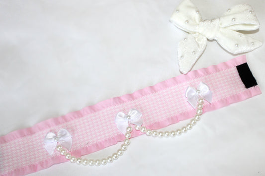 Pink gossip choker