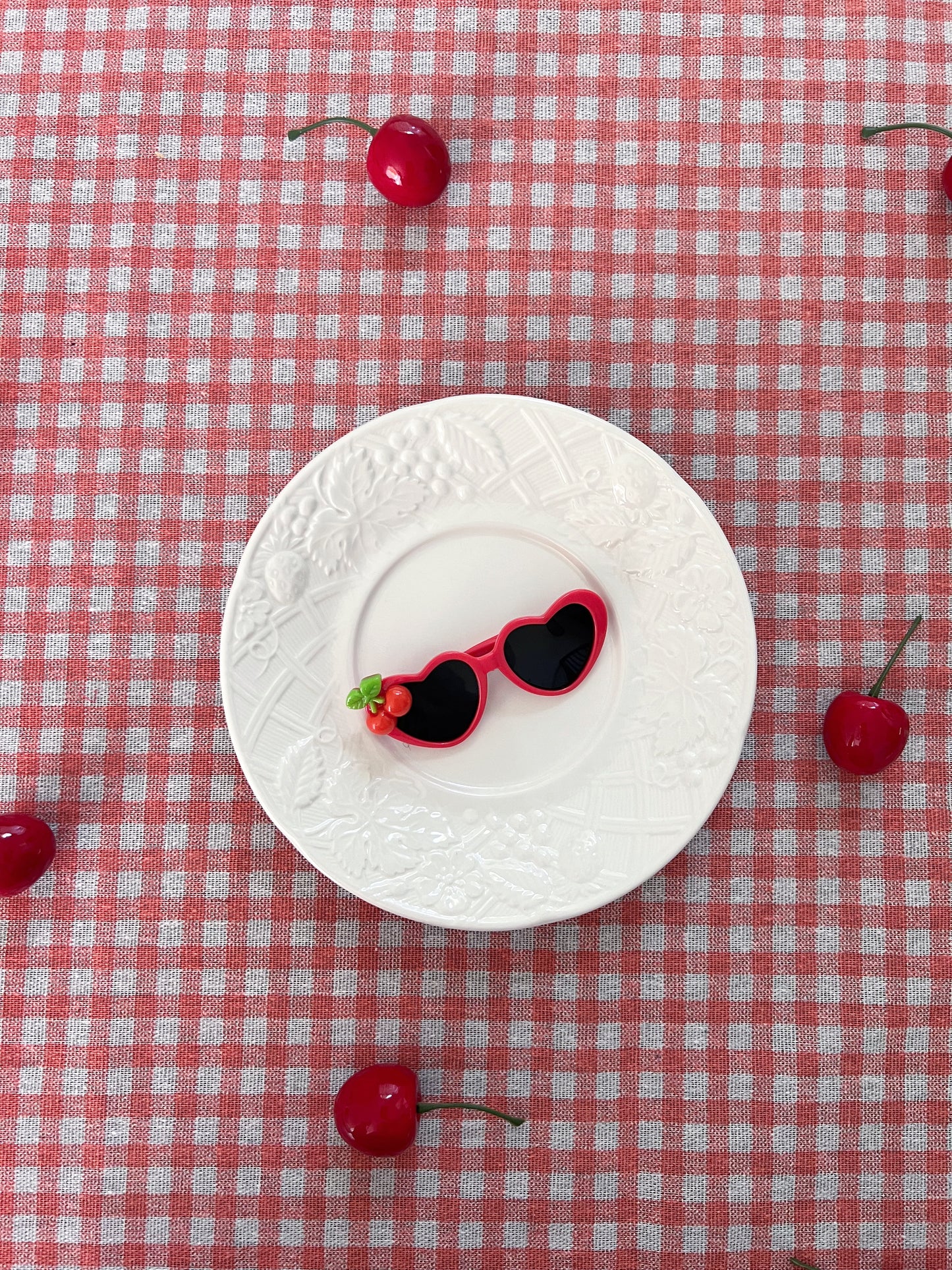 The red cherry sugar sunglasses