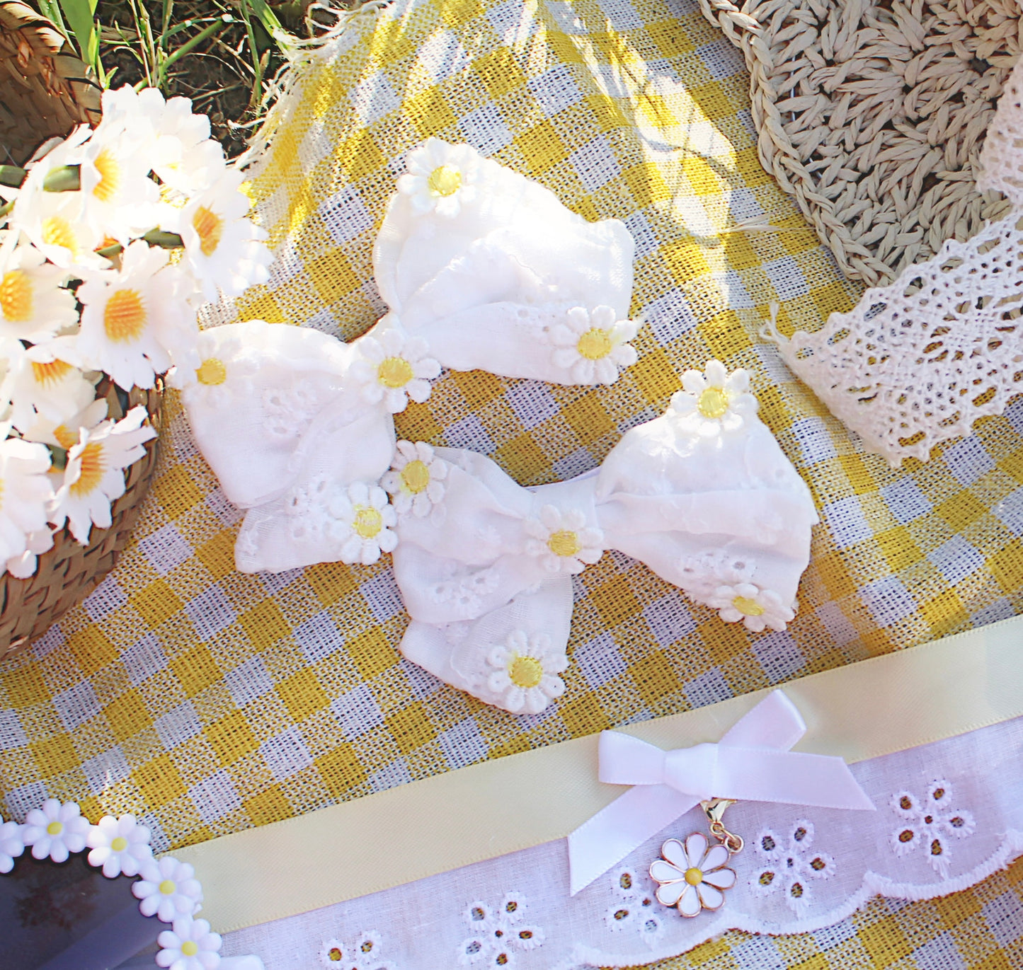 Daisy fabric small bow