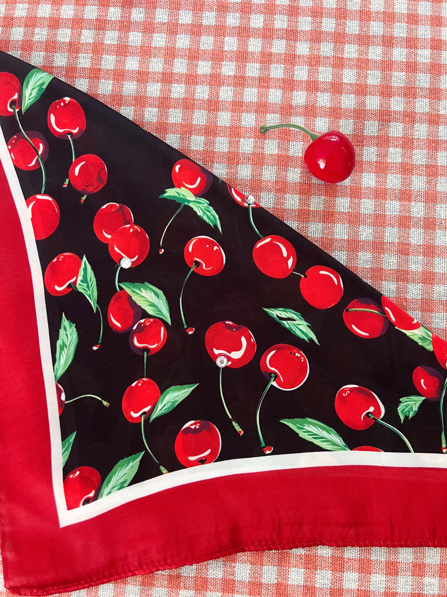 The red cherry bomb headscarf