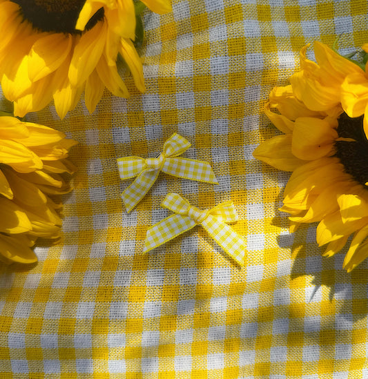 Lemon meringue twin bows
