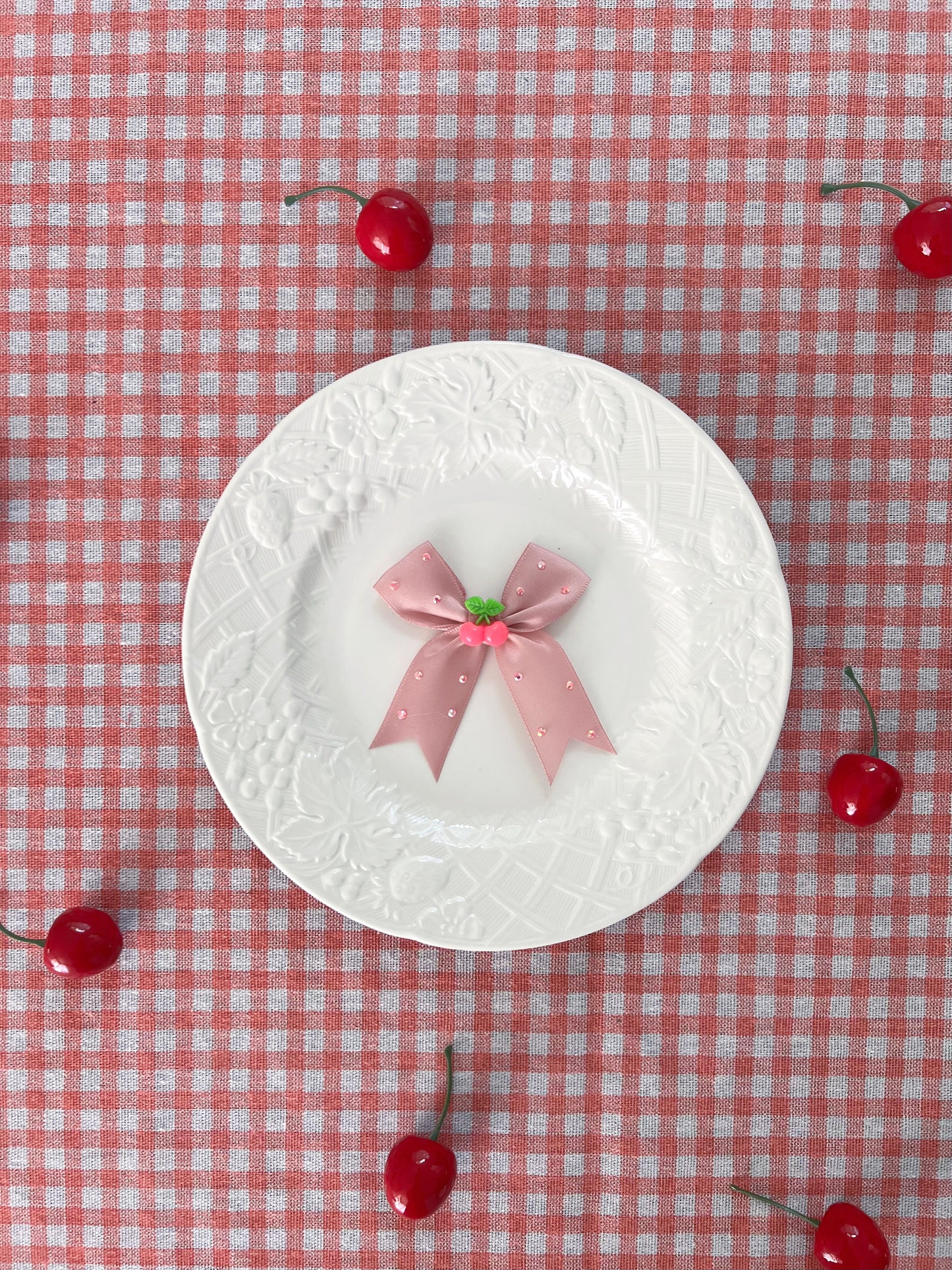 The cherry sugar bow