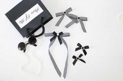 Fashion week twin bows