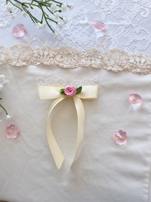 The Bella Bow