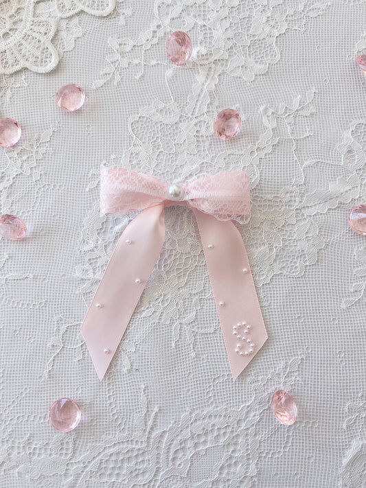The Aura Initial Bow