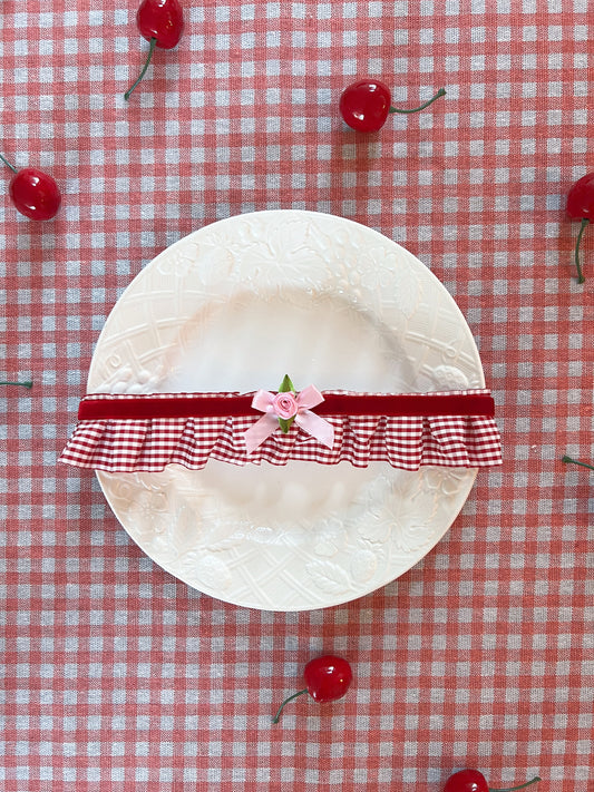 The Picnic Darling Choker